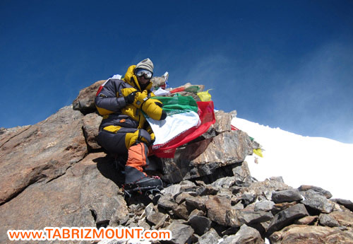 عظیم قیچی ساز به عنوان برترین کوهنورد کشور سال ۱۳۹۴ ورزش ایران انتخاب شد