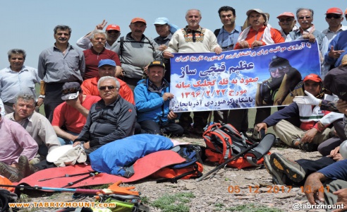 شور و شوق و قدردانی کوهنوردان در صعود به قلل استان از هیمالیا نوردان